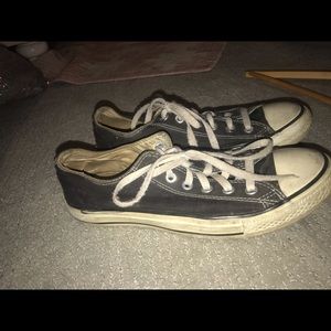 Black converse